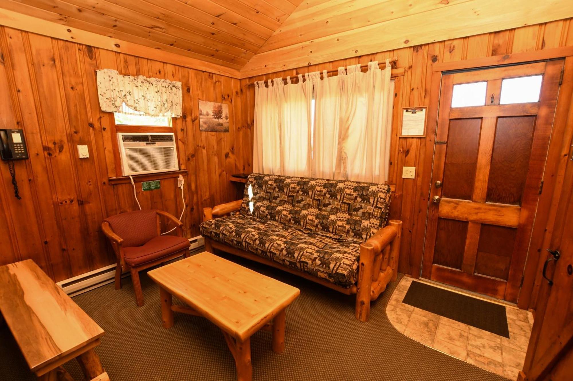 Lake George Diamond Cove Cottages, Cabins, & Hotel Экстерьер фото